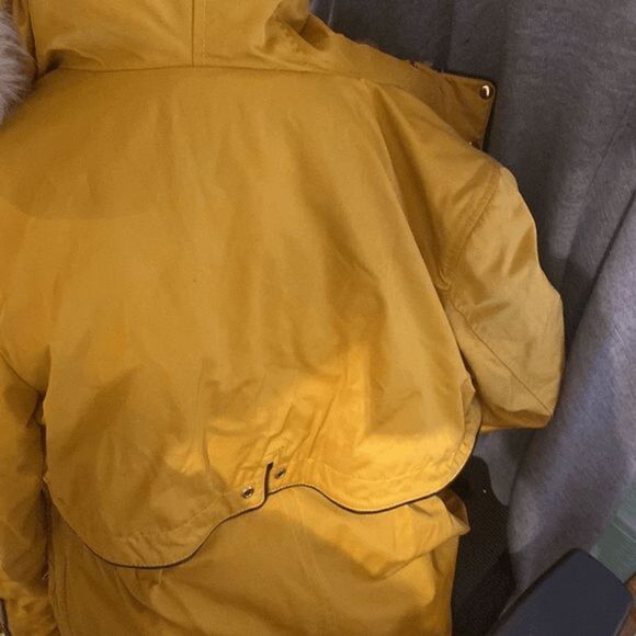 NWOT Zara Water Resistant Mustard Yellow Faux Fur Quilted Parka Jacket - Picture 9 of 10